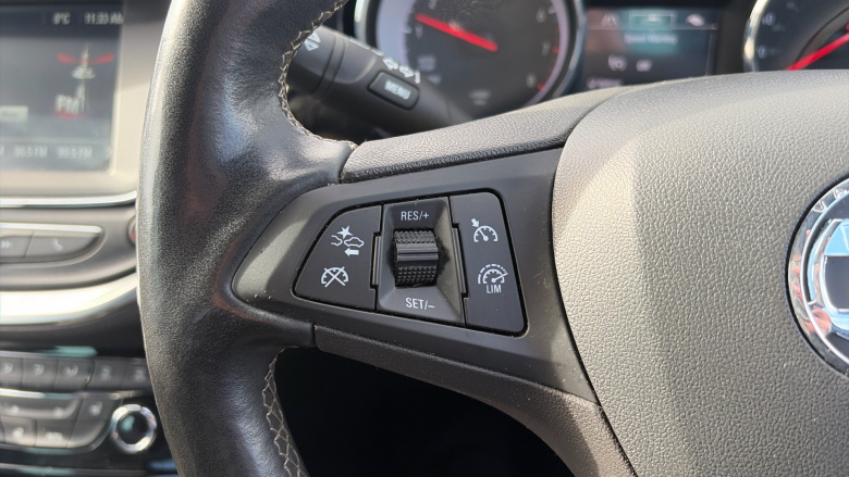 Vauxhall Astra 1.2 Turbo 145 Griffin Edition 5dr Petrol Hatchback